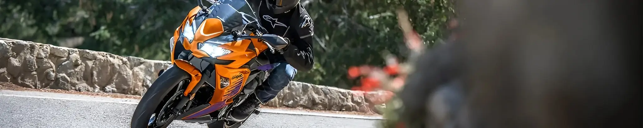 Struthers Bros Hours of Operation & Store Location