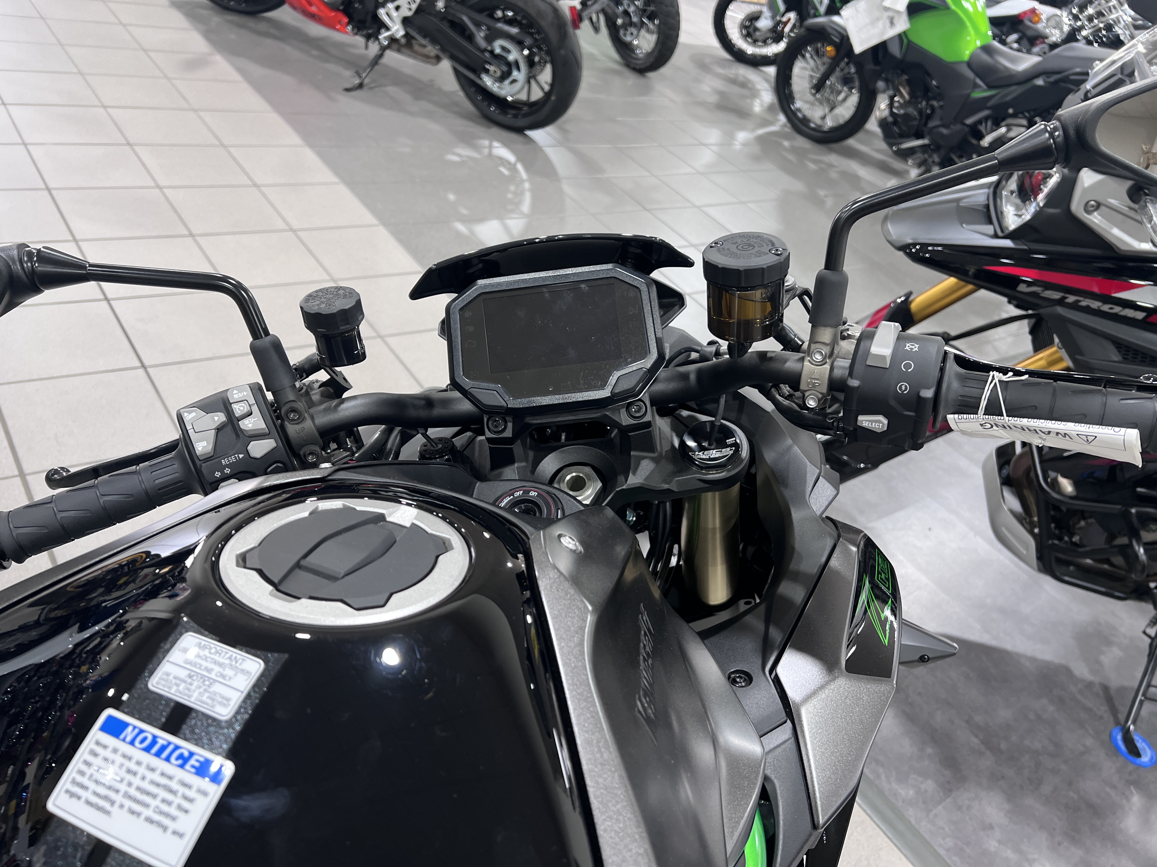 2025-Kawasaki-Z-H2-SE-ABS-Metallic-Matte-Graphenesteel-Gray/Ebony