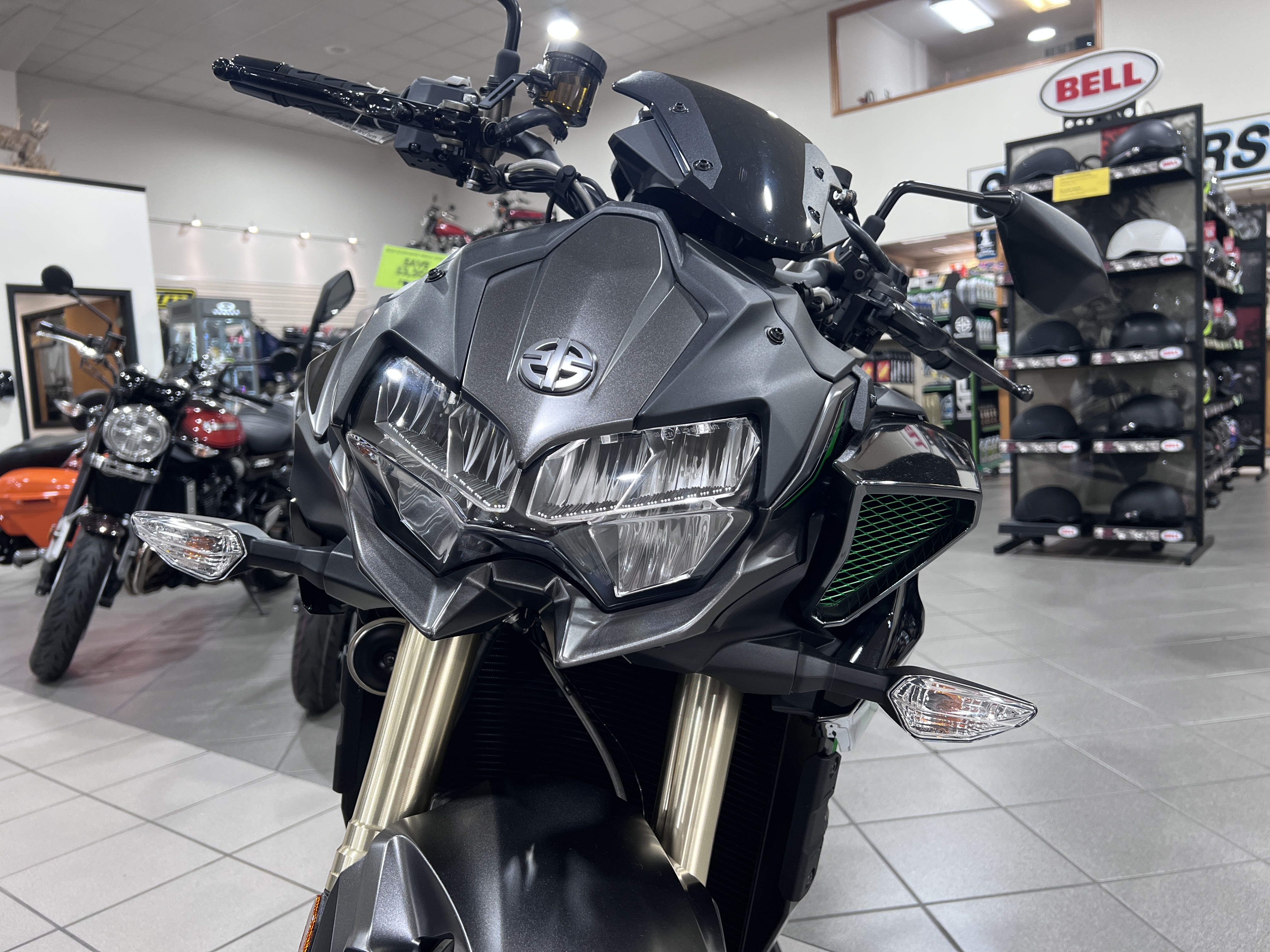 2025-Kawasaki-Z-H2-SE-ABS-Metallic-Matte-Graphenesteel-Gray/Ebony