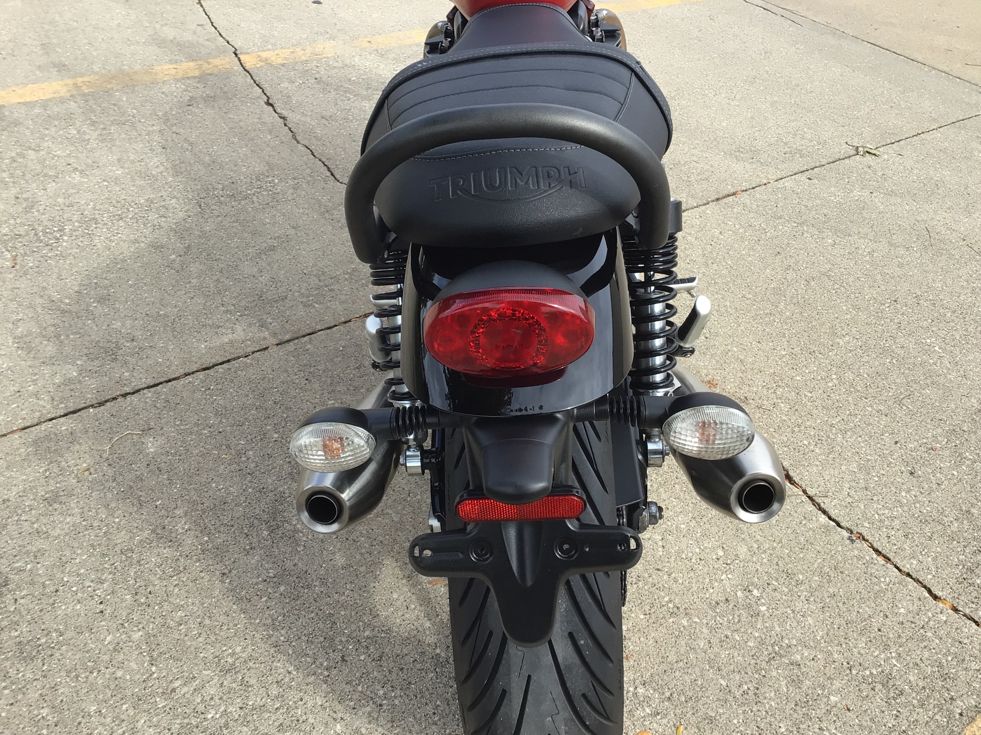 2016 Triumph Street Twin Motorcycle